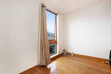 8/1 Coates Street, Hamilton East