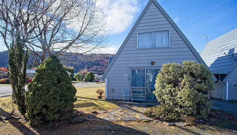 Flat 1 at Inverness Crescent, Arrowtown