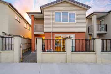 230 Murphys Road, Flat Bush