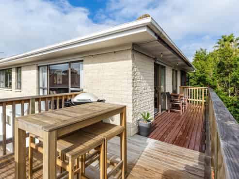 33A Tyrian Close, Half Moon Bay