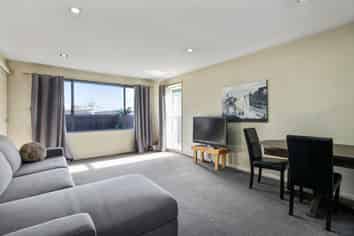 2/499 Cashel Street, Linwood