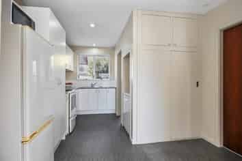 2/499 Cashel Street, Linwood