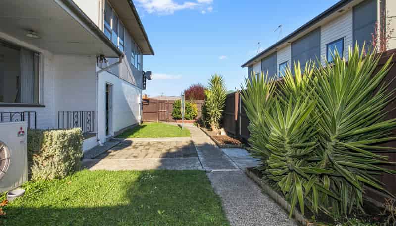 2/499 Cashel Street, Linwood