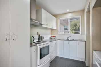 2/499 Cashel Street, Linwood