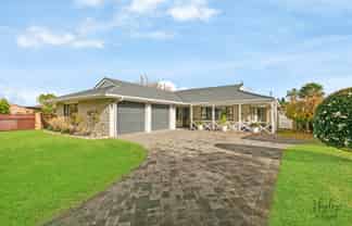 16 Donegan Place, Conifer Grove