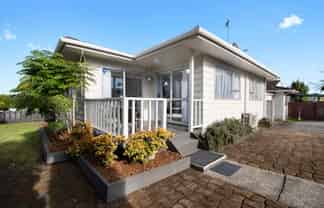 1/3 Tyndrum Place, Highland Park