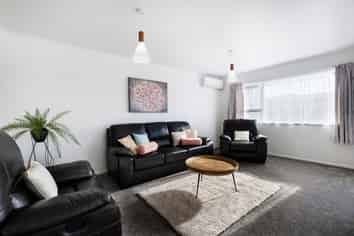 1/3 Tyndrum Place, Highland Park