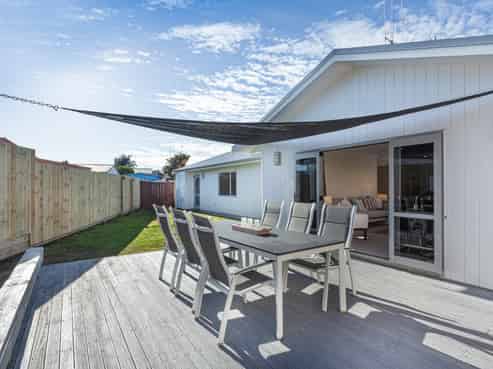 16A Tahara Crescent, Mount Maunganui