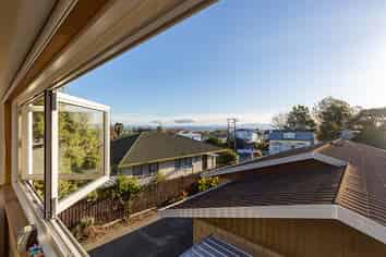 2/271 Nayland Road, Stoke