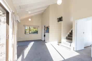 34 Montreal Road, Washington Valley