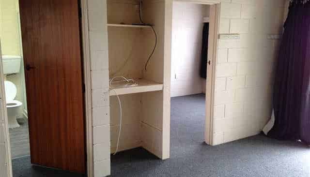 4/121 Queens Avenue, Hamilton Lake