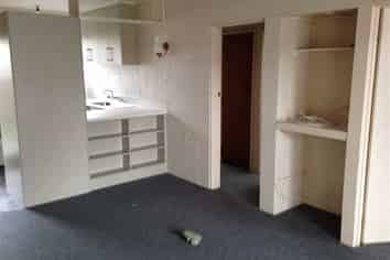 4/121 Queens Avenue, Hamilton Lake