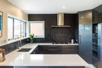 129 Glamorgan Drive, Torbay