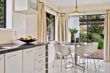 283 Bucklands Beach Road, Bucklands Beach