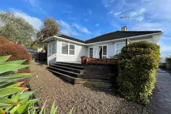 4 Benders Avenue, Hillcrest