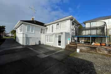 4 Benders Avenue, Hillcrest