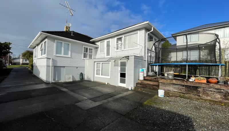 4 Benders Avenue, Hillcrest