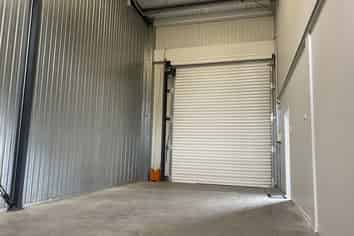 Prime Road Front Unit – 132sqm