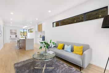 38 Waihou Crescent, Albany Heights