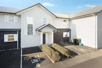 2/79 Carrington Avenue, Silverdale