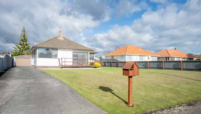 103 Clyde Crescent, Roslyn