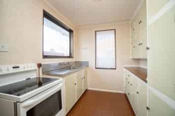 103 Clyde Crescent, Roslyn