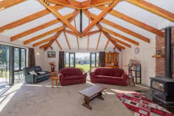 19 Monteith Road, Albert Town