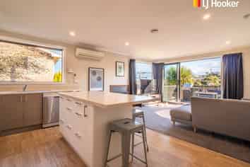 50 Tower Avenue, Waverley