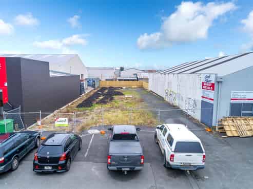 RARE EARTH ON BANDON STREET