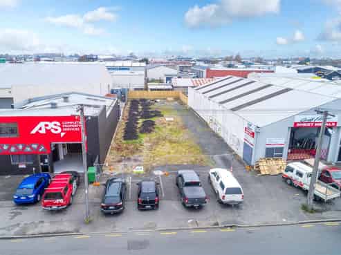 RARE EARTH ON BANDON STREET