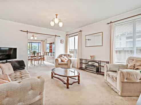 85 Old Lake Road, Devonport