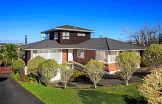 1/24 Martin Crescent, Northcote