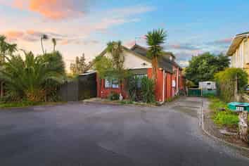 10 Rosebank Terrace, Stoke