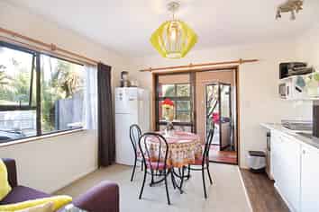 10 Rosebank Terrace, Stoke