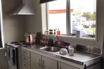 10 George Street, Milton