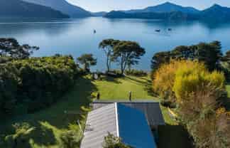 252 Moetapu Bay Road, 