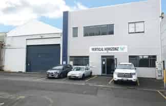 Lots of Office with this Warehouse