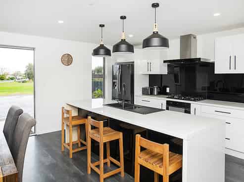 51 Lytton Road, Riverdale