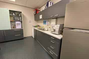 CBD OFFICE/WAREHOUSE COMBO