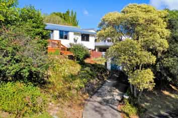2 Mountain Road, Morningside