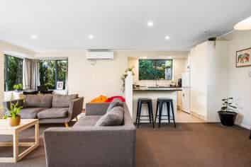 2 Mountain Road, Morningside