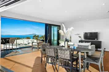 4 Bute Road, Browns Bay