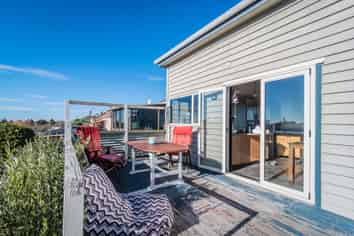 183 North Street, West End