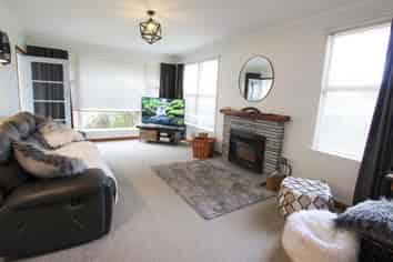 4 Huxley Street, Pahiatua