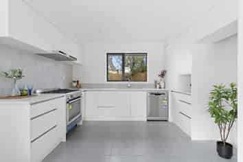 98A Holland Road, Fairfield