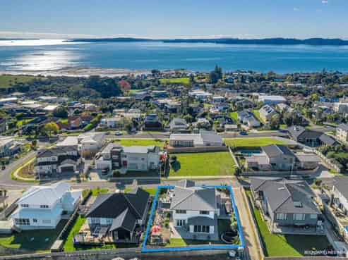 15 Te Makuru Lane, Maraetai