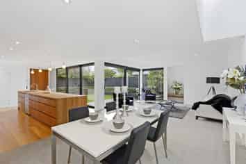 22 Office Road, Merivale