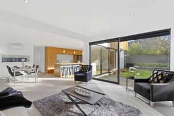 22 Office Road, Merivale