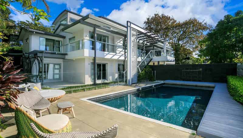 36 Lake View Road, Takapuna