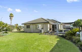 735 Gloucester Road, 